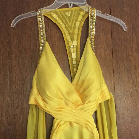 Yellow prom dress! - Picture 1 of 5